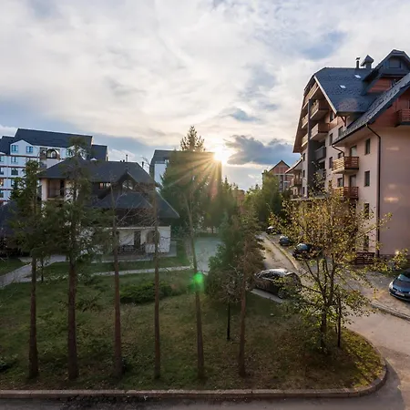 公寓 Blue-angel-lux 兹拉蒂博尔